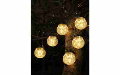 The 8 Best Solar Lanterns For Trees of 2026