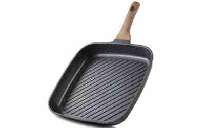Grill Steaks Lid Open or Closed? Rule by Thickness